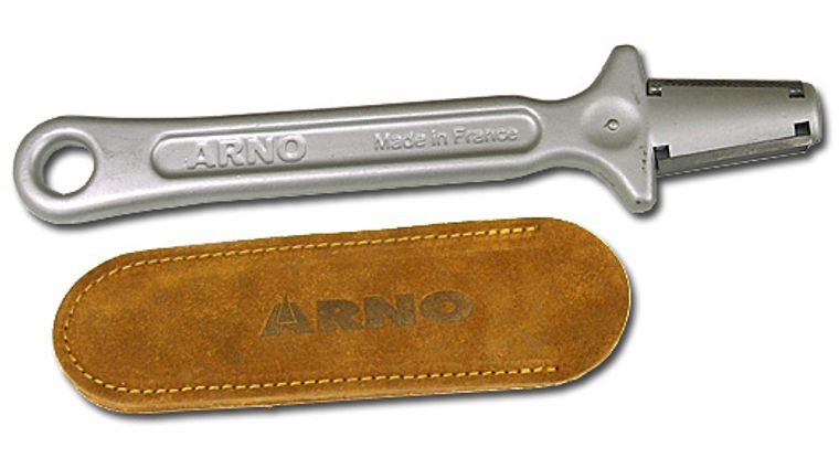 Lansky Medium Grit Sharpening Hone For Serrated Knife Blades - KnifeCenter  - LSMRT - Discontinued