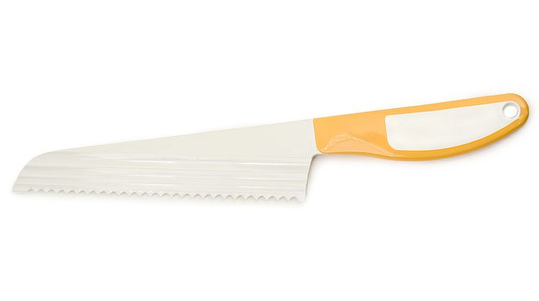 The Cheese Knife Large Serrated Cheese Knife 7-3/4 Plastic Blade -  KnifeCenter - SBKT - Discontinued