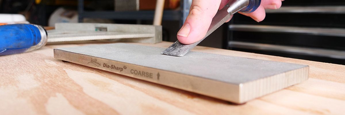 DMT Diafold Serrated Knife Sharpener (Fine) - Woodturning Tool Store