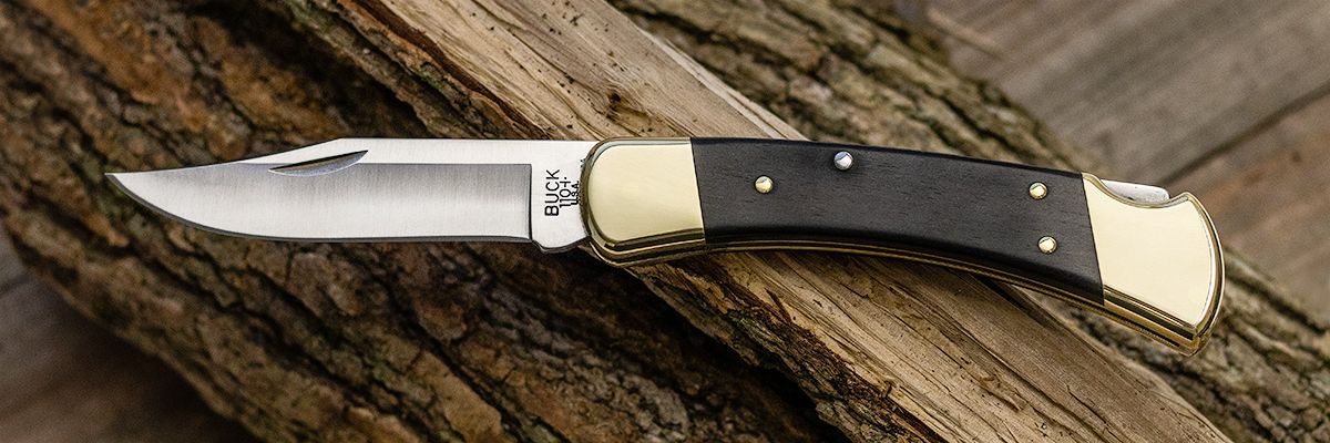  Buck Knives 110 Hunter Sport Folding Pocket Knife, Aluminum  Screw-Together Handle, 3-3/4 Clip-Point S30V Steel Blade with Pocket Clip  : Sports & Outdoors