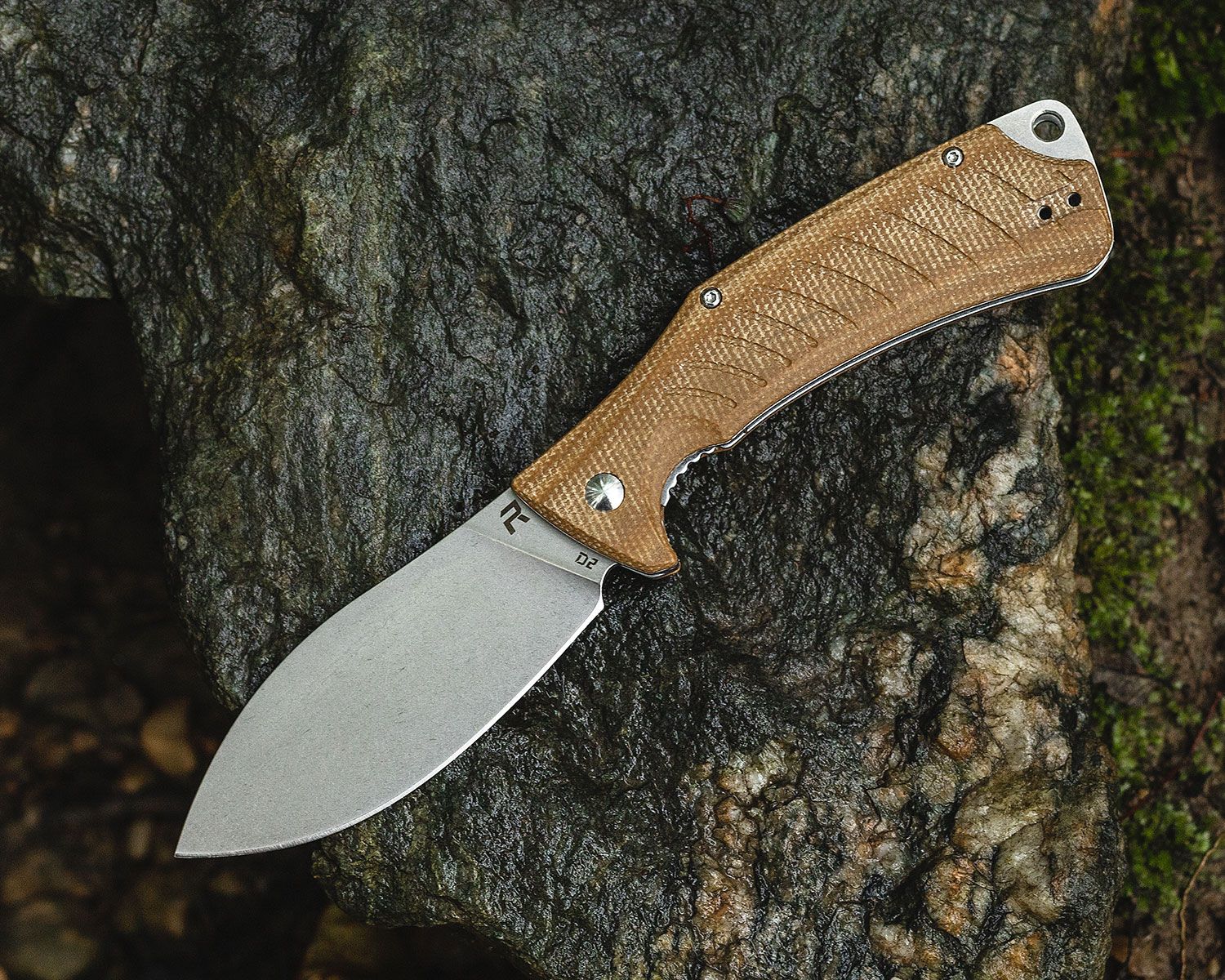 REVO Knives Ness Flipper Knife 3.6