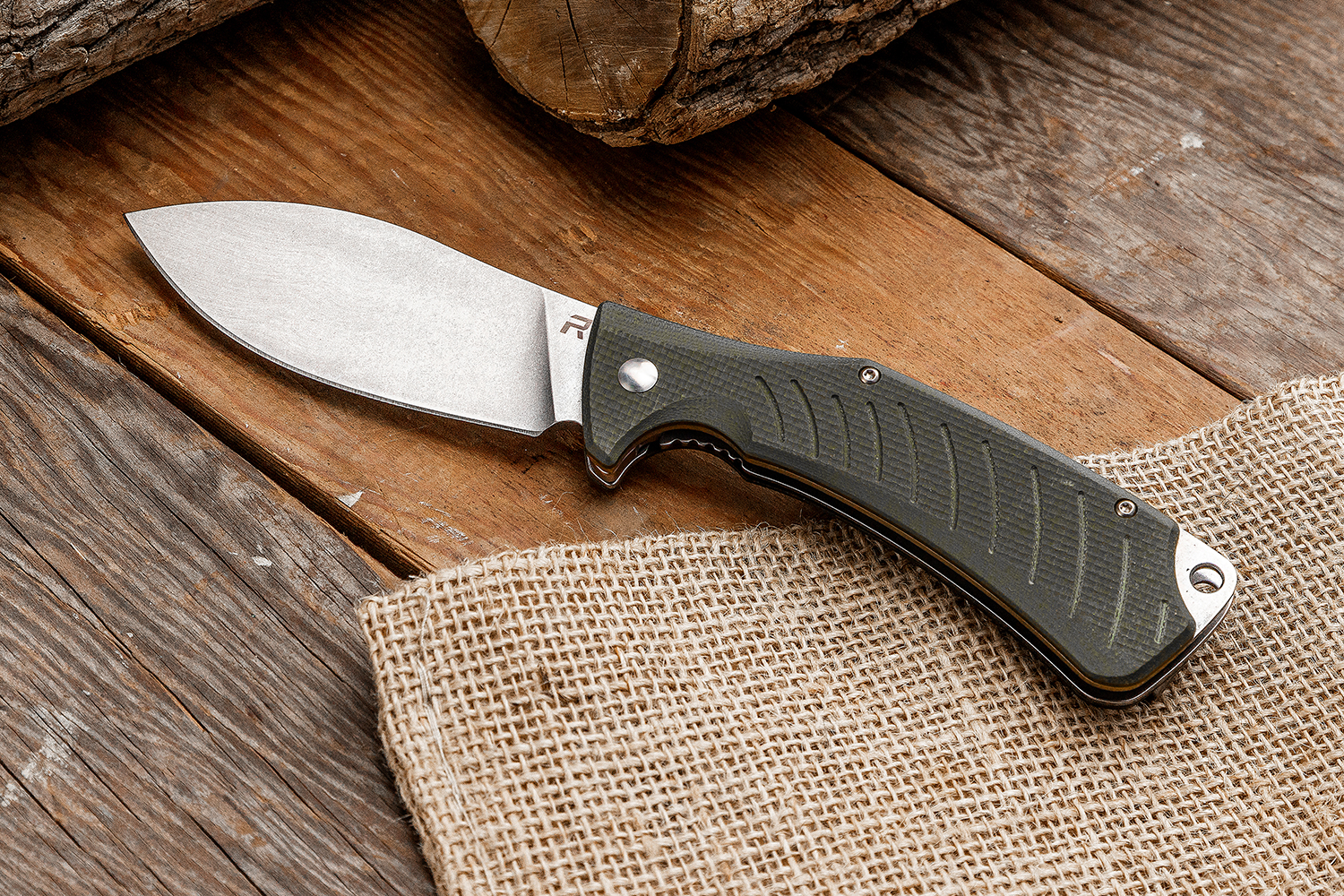 REVO Knives Ness Flipper Knife 3.6