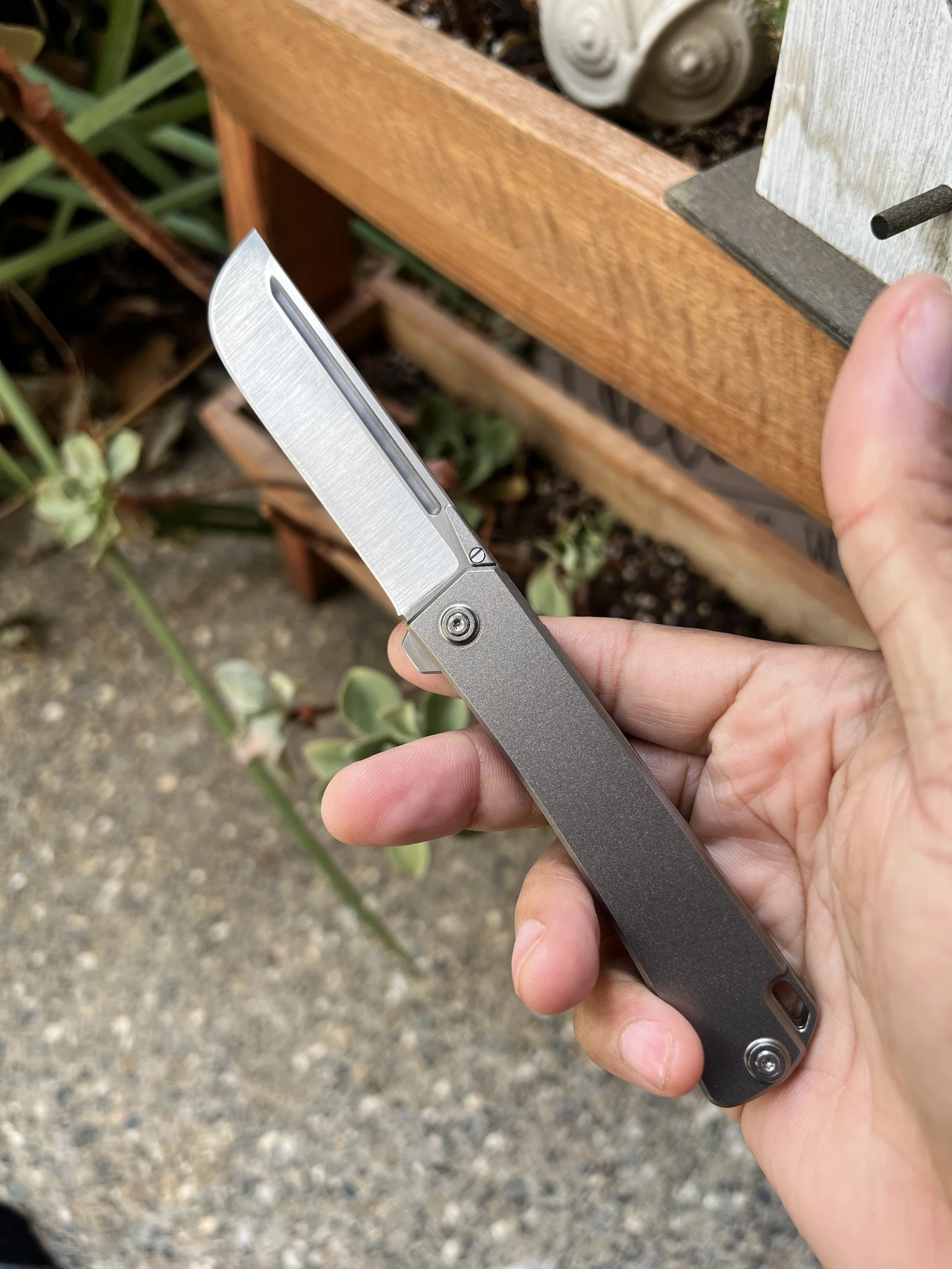 D Rocket Designs Mid-Tech Jupiter Flipper Knife 3" M390 Satin Blade,  Blasted Titanium Handles - KnifeCenter
