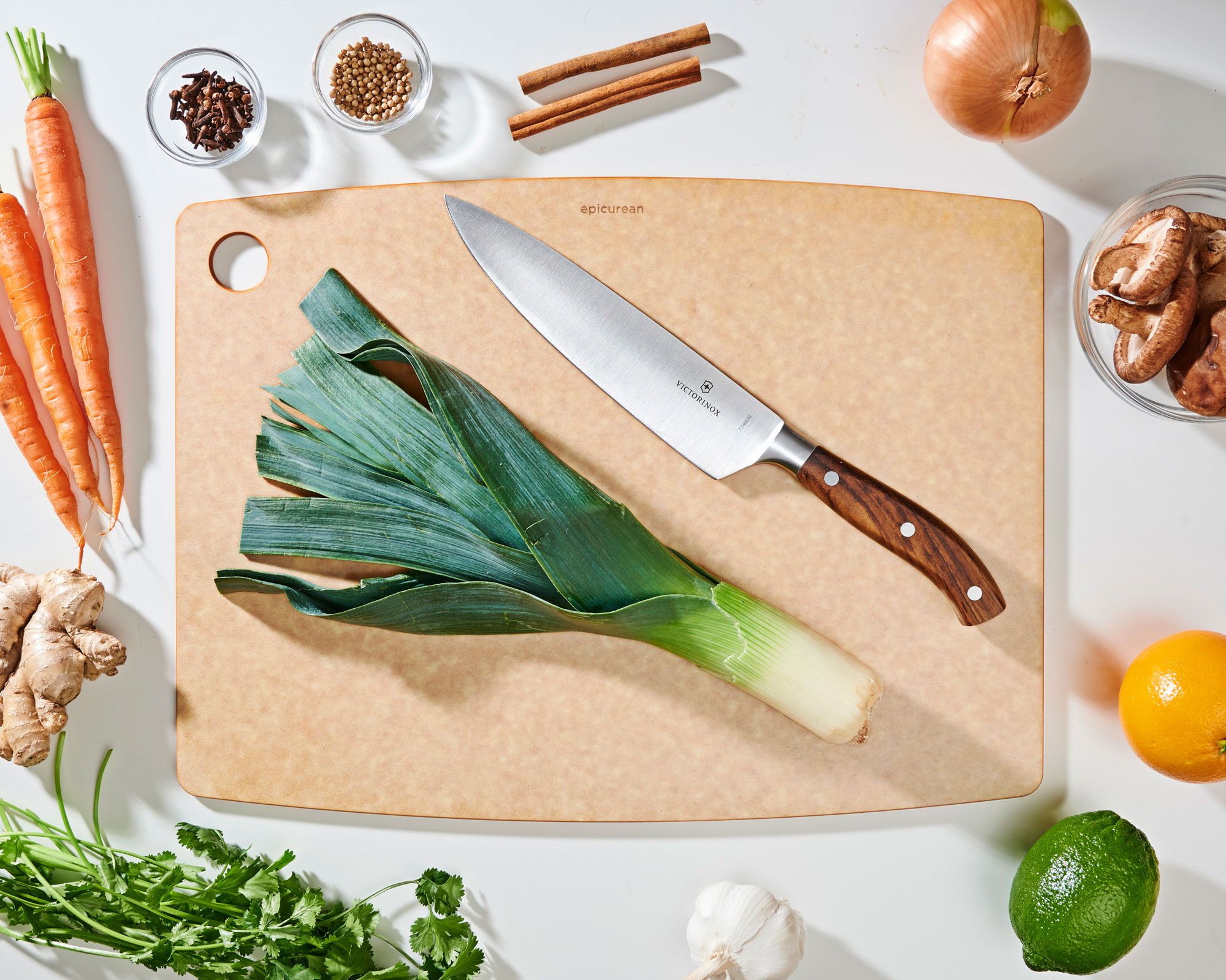 Epicurean Kitchen Series Wood Fiber Cutting Board, Natural, 17.5 × 13 -  KnifeCenter - 001-181301