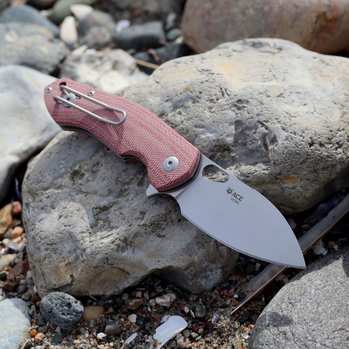 GiantMouse ACE Biblio Brass Böhler M3Benchmade Bugout Aircraft