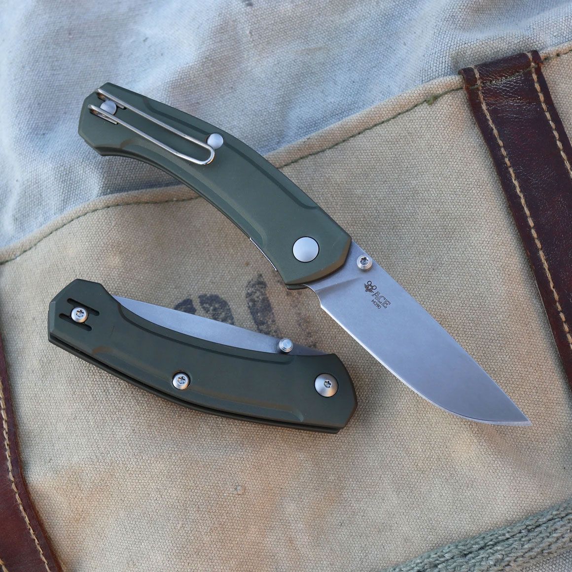 GiantMouse Knives - ACE Iona in Aluminum! Launch today Friday at 9 PST!  Light but strong, with a nested liner-lock and a solid stainless wire clip,  the Iona is the perfect EDC