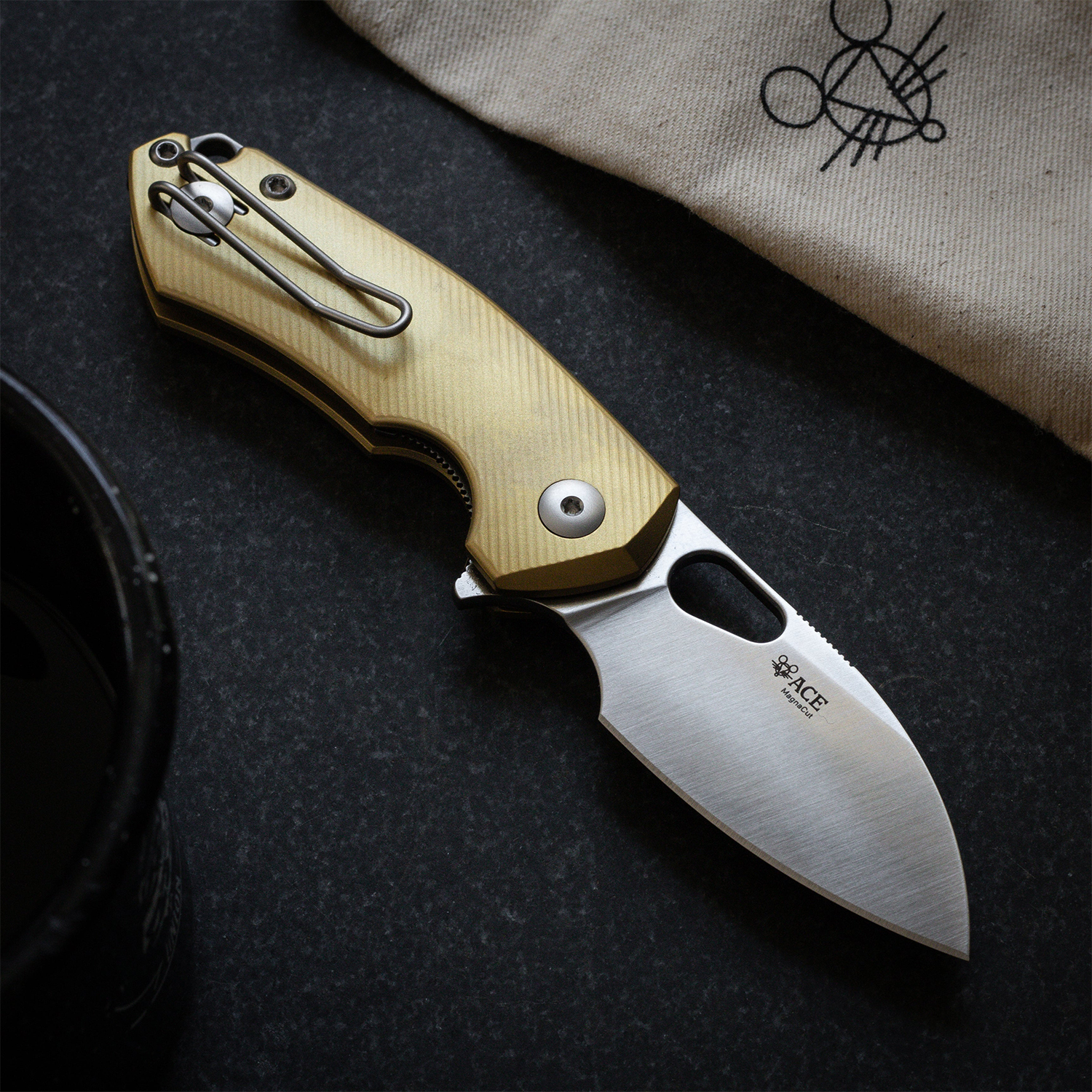 GiantMouse ACE Riv Liner Lock Flipper Knife 2.44