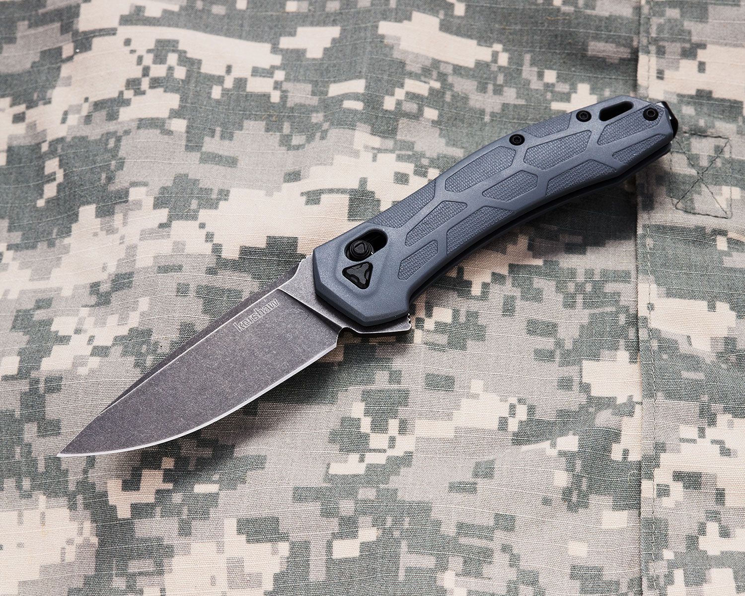 Kershaw Knives: Hatch - Two-Tone D2 Cleaver - Glass-Filled Nylon - Nested  Steel Liners - Lockback