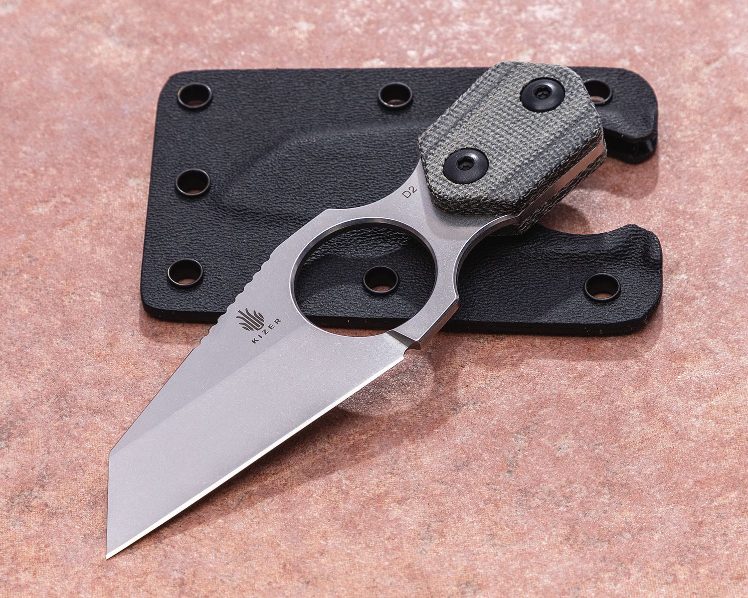 Kizer Cutlery Available at KnifeCenter