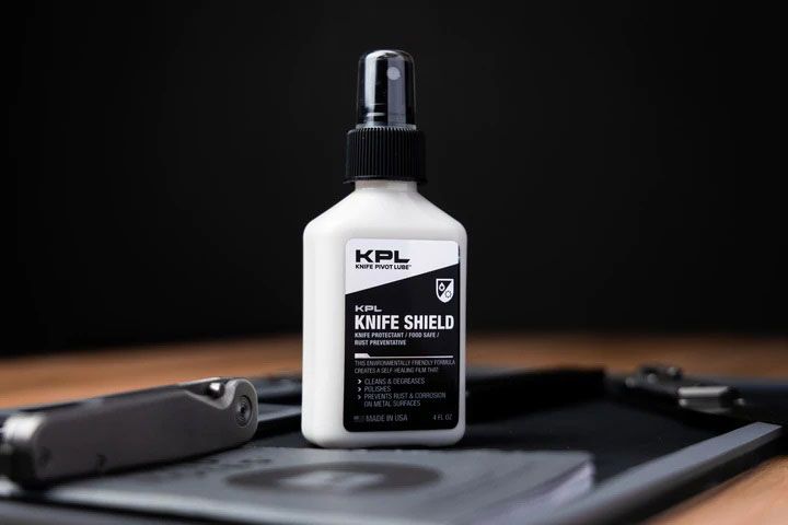 Knife Pivot Lube KPL Original Knife Shield, 4 oz. Bottle with Spray  Applicator - KnifeCenter