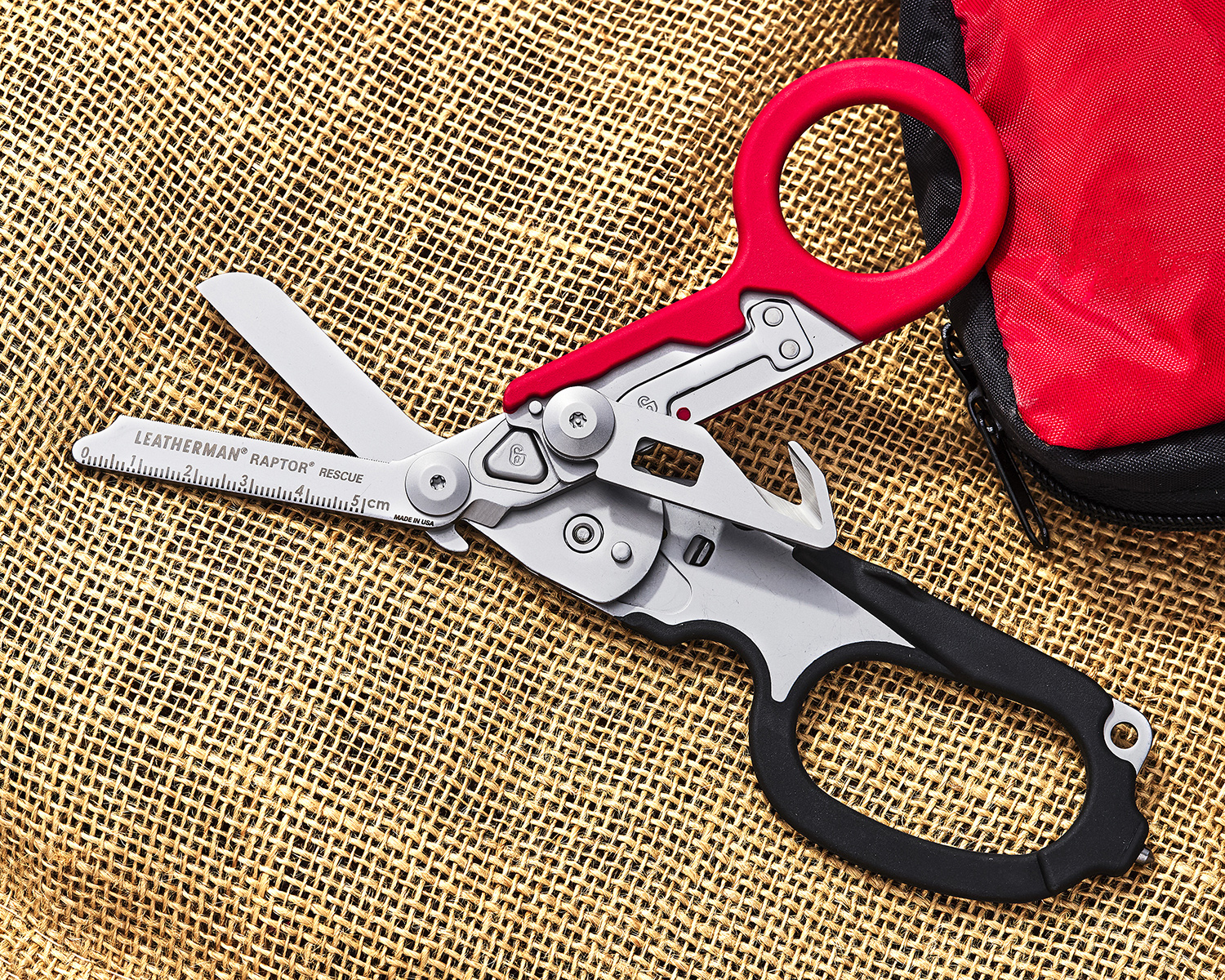 Leatherman Raptor Rescue Medical Shears Full-Size Multi-Tool, Red and ...
