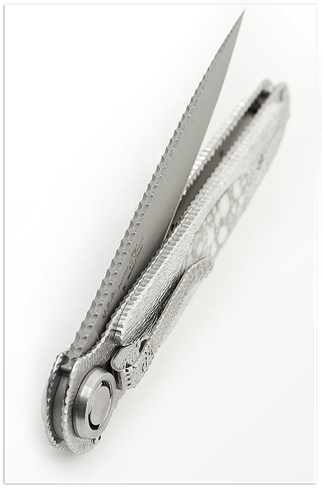 Lone Wolf Knives Paul Defender by Michael Prater 