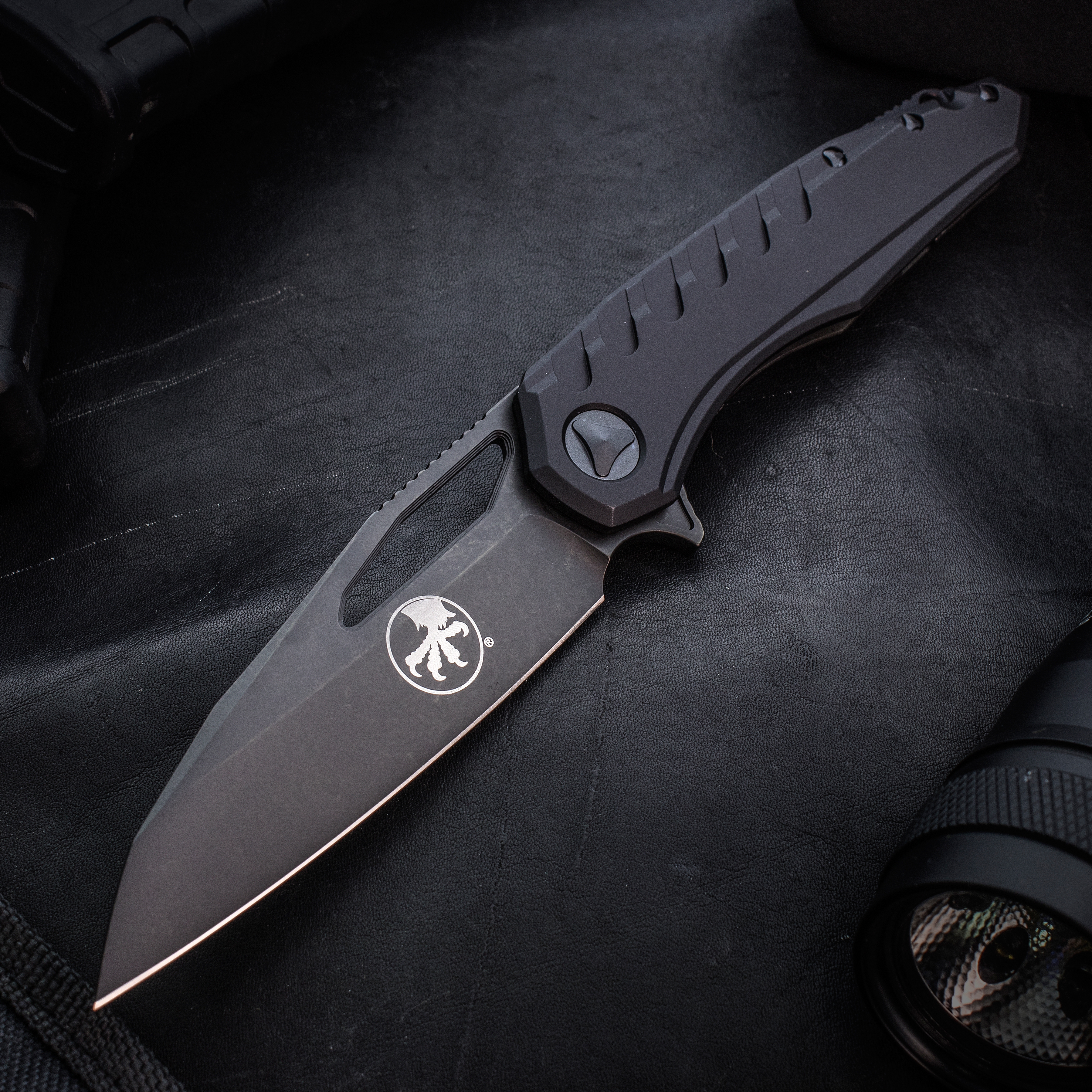 Ulfdalir ブラックメタル　BLACKL Microtech/DC Munroe 196-1DLCTS Sigil MK6 Tactical Flipper 3.875