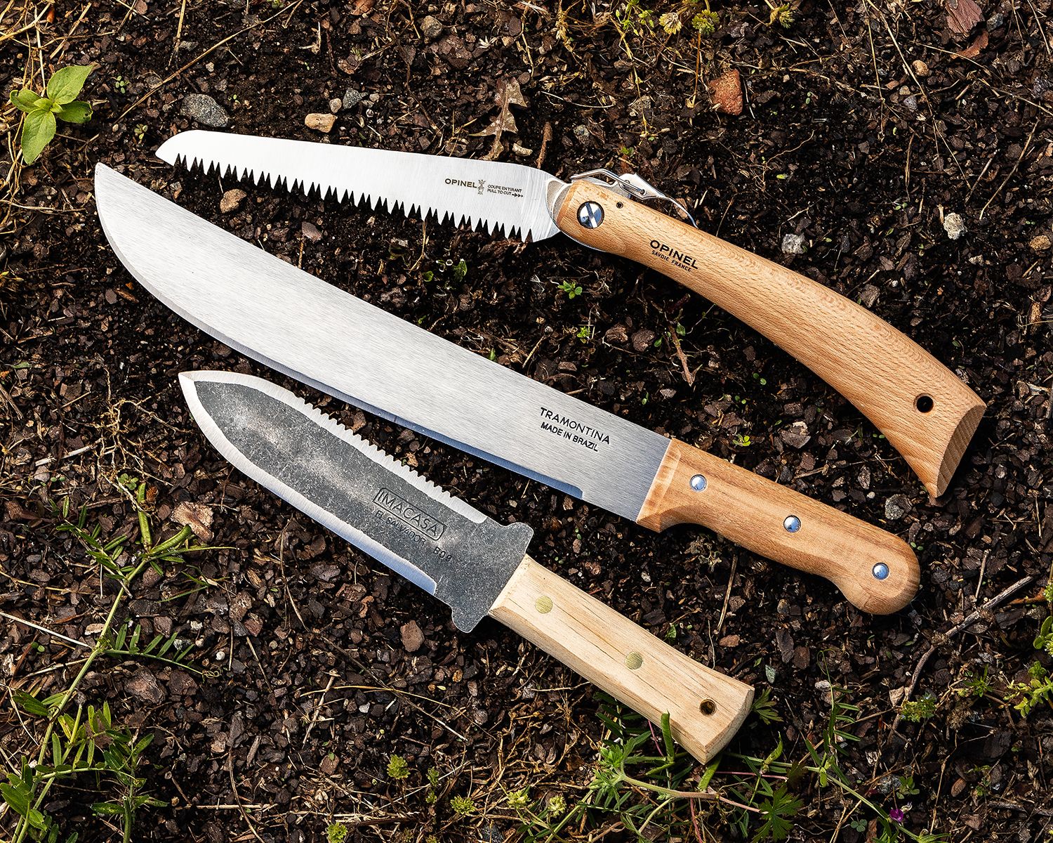 Tramontina Machete 12 Carbon Steel Satin Blade, Wooden Handle, No Sheath -  KnifeCenter - TT20012