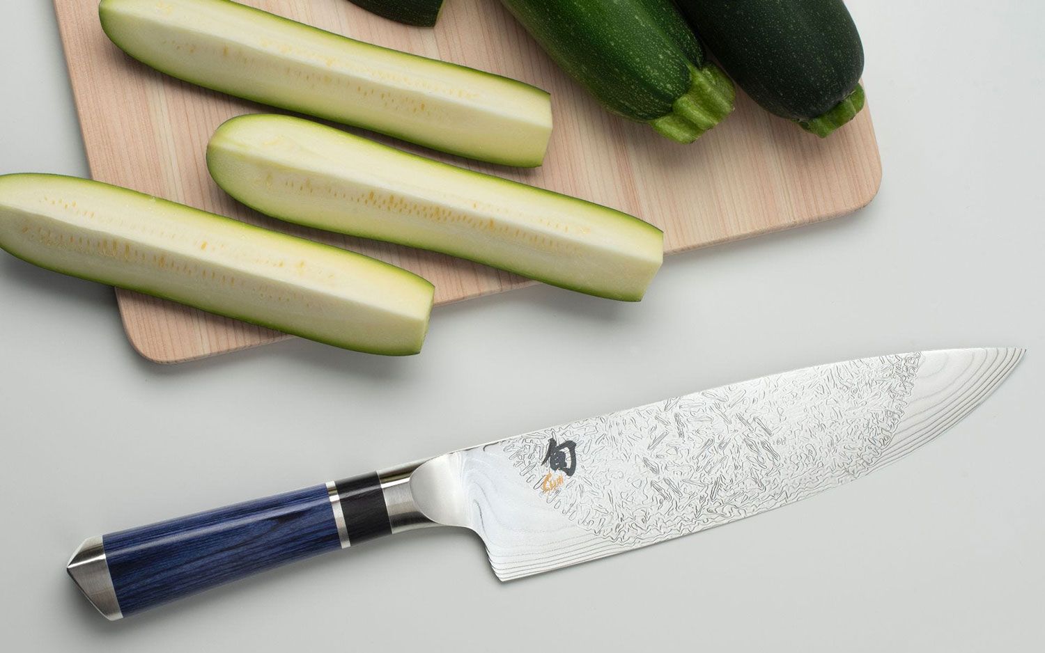 Shun DM0707 Classic Chef's Knife 10 Blade, Pakkawood Handle - KnifeCenter