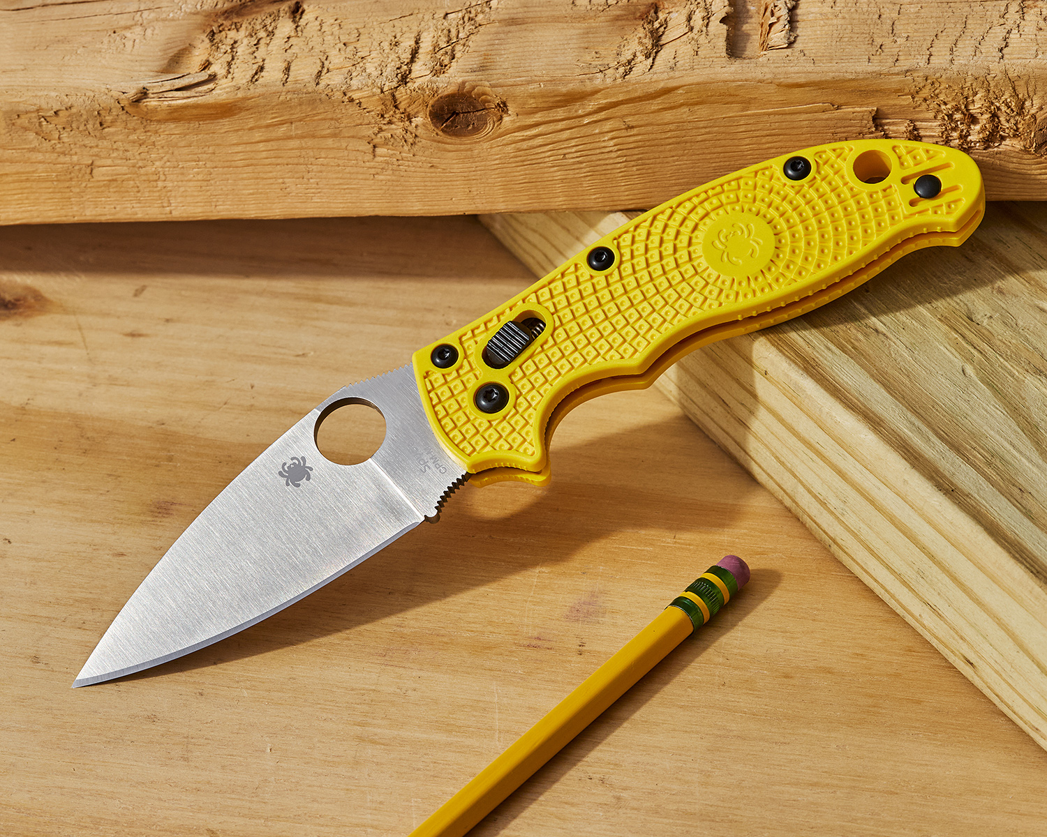 マサミニ2 Spyderco Manix 2 Salt Lightweight Ball Bearing Lock Folding