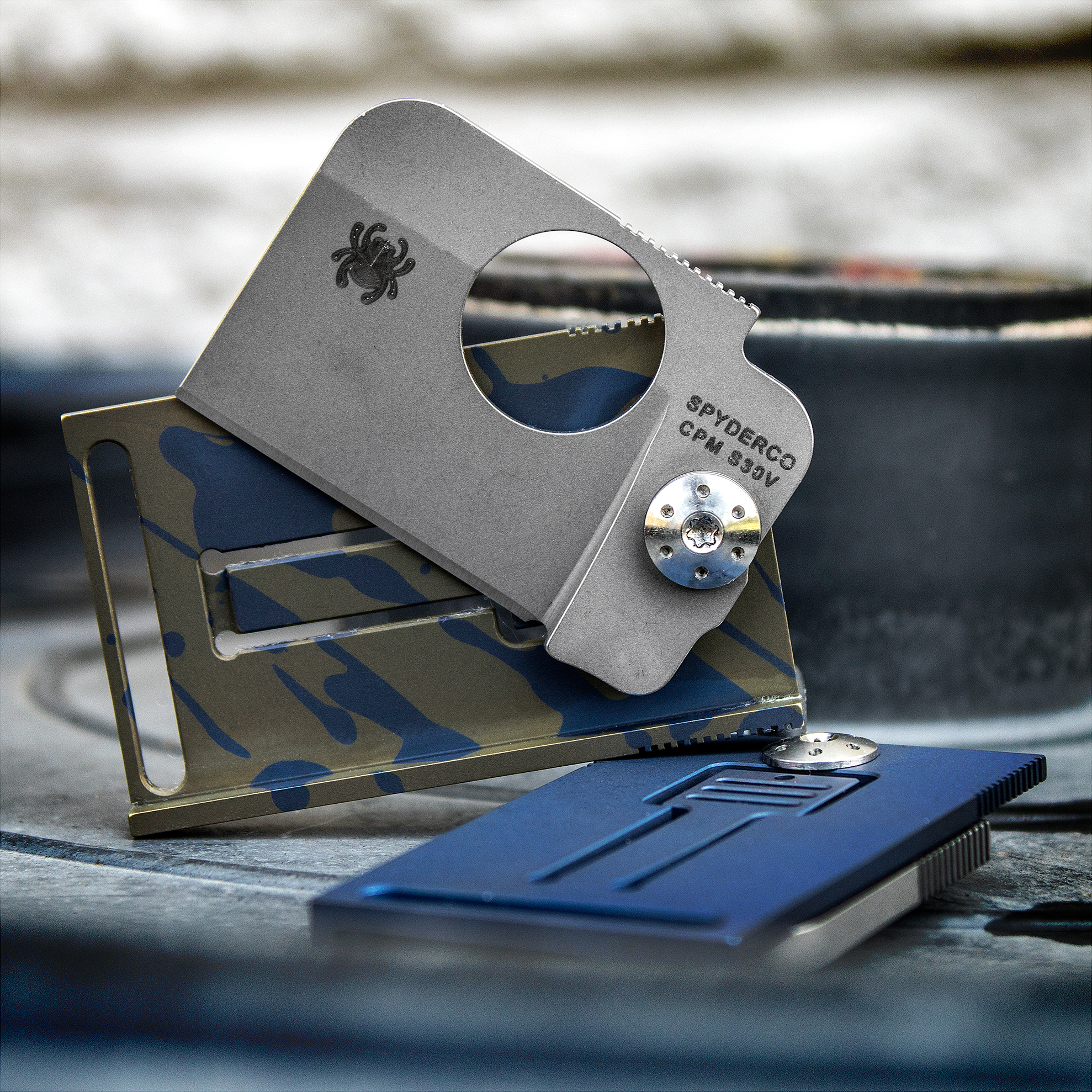 Spyderco Customized C193TIP Squarehead Folder 1.3