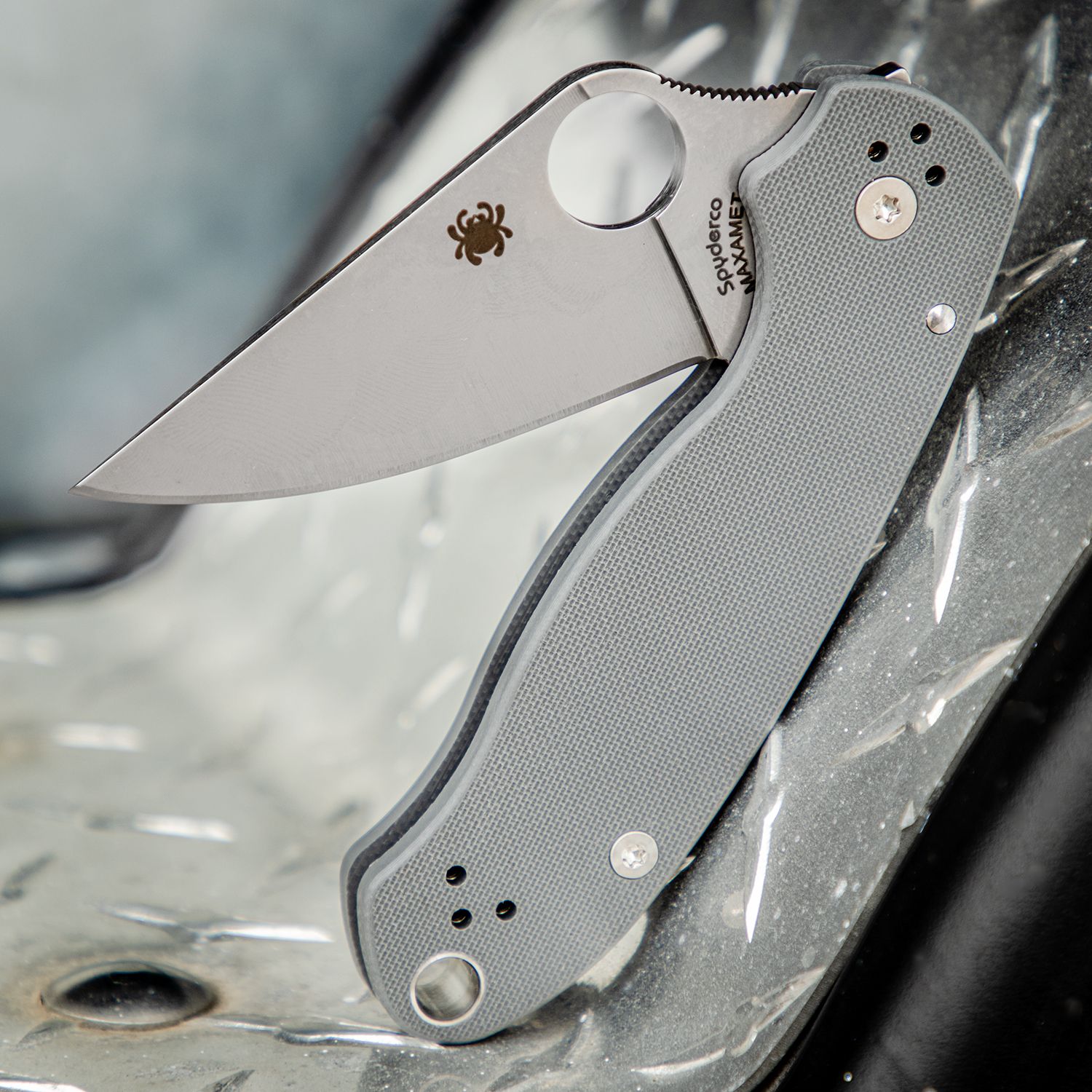 Spyderco C223GPDGY Para 3 Folding Knife 3