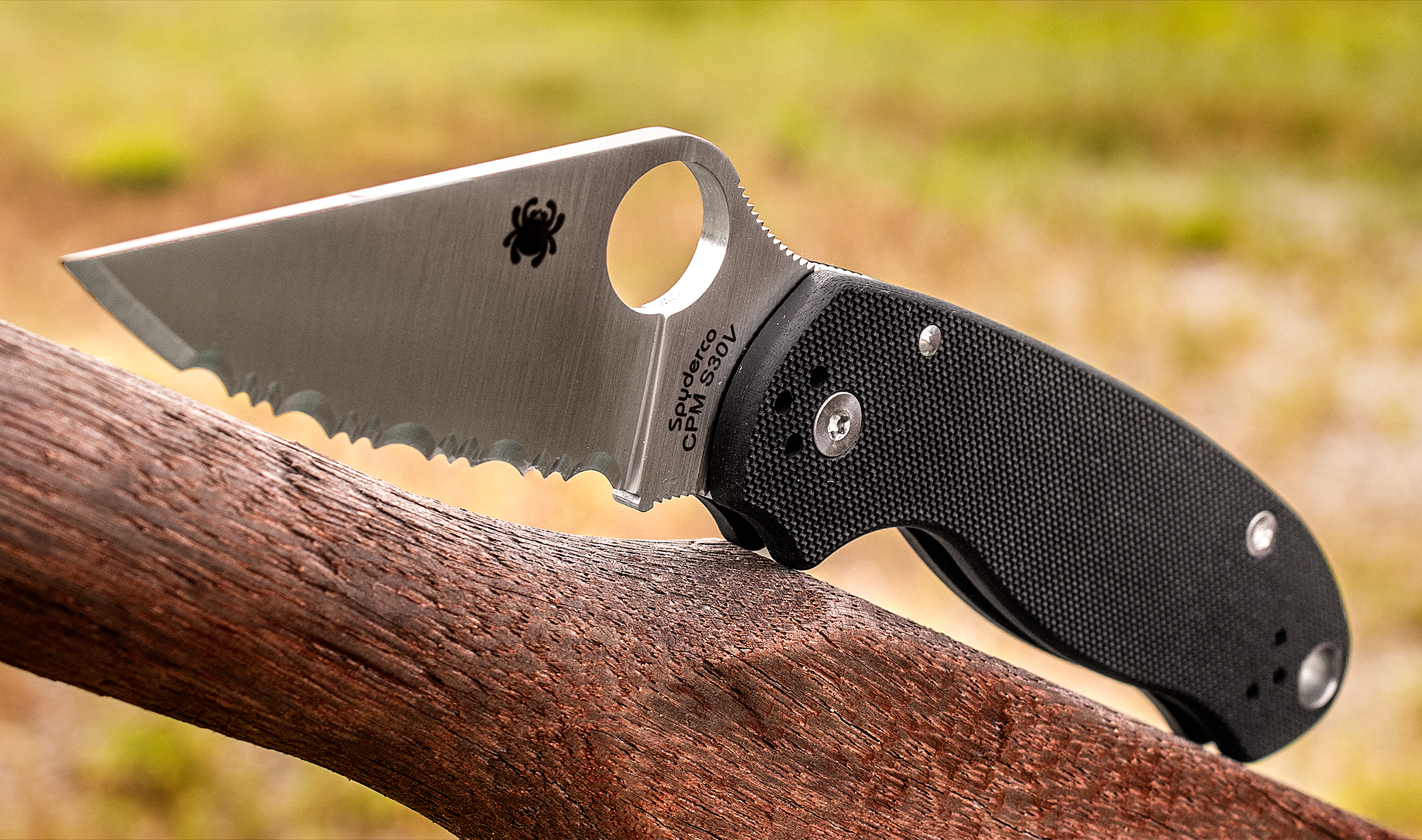 Spyderco Para 3 Folding Knife 3 S45VN Satin Serrated Blade Black G10 Spyderco Para 3 Folding Knife 3 S45VN Satin Serrated Blade Black G10
