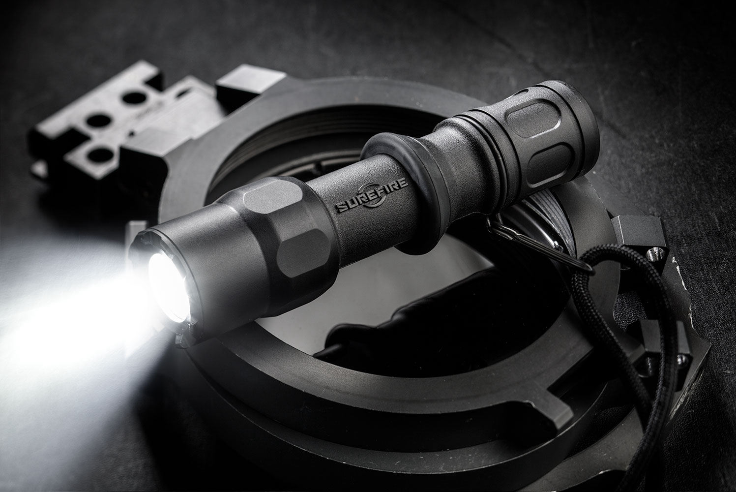 SureFire G2Z CombatLight with MaxVision High-Output LED Flashlight