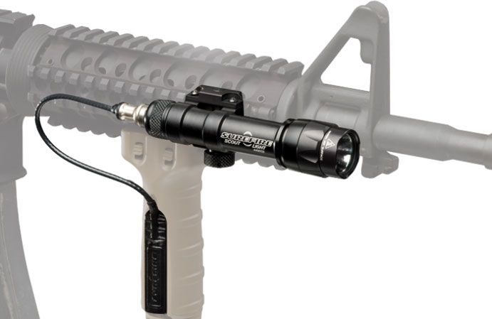 SureFire M600C Scout LED WeaponLight, 200 Max Lumens, Black - KnifeCenter -  M600C-BK - Discontinued