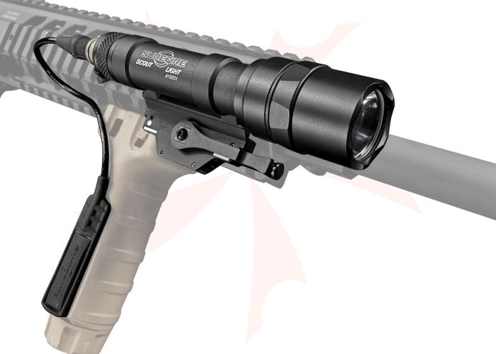 サバゲー 実物 Surefire M620U TANカラー M600 M300