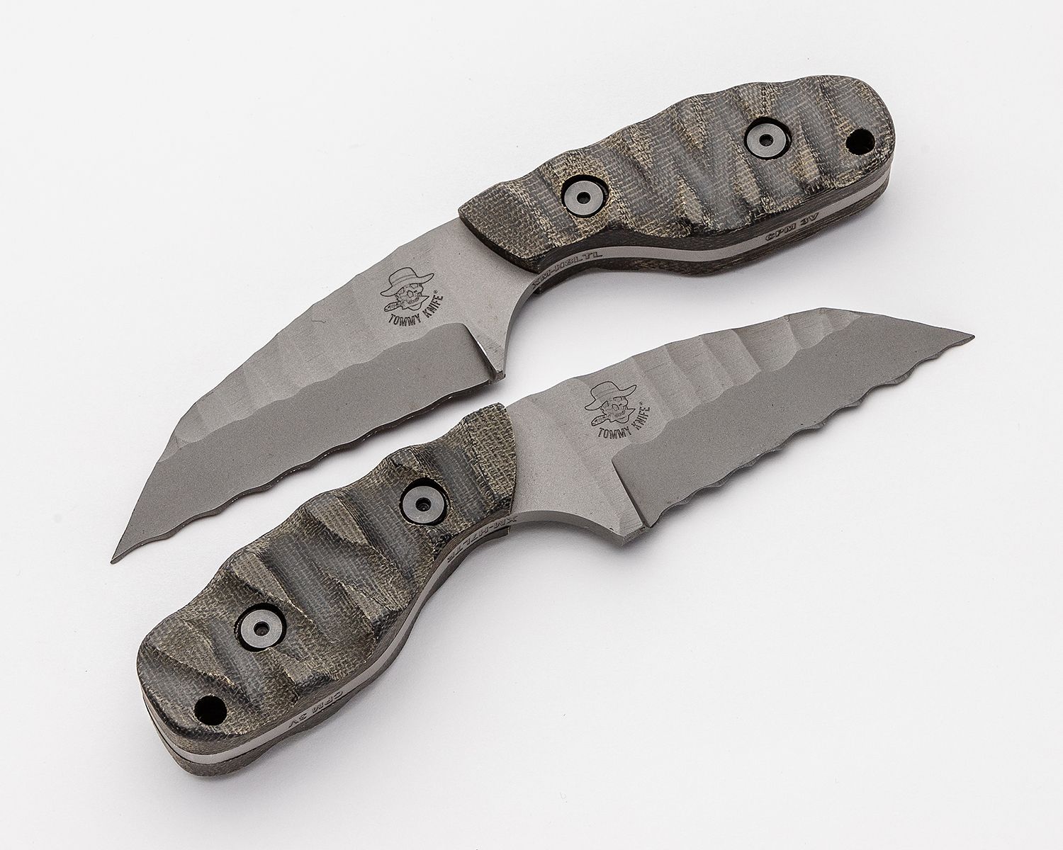 https://pics.knifecenter.com/knifecenter/tommy/images/TMYHTLBMLH_LSR39.jpg