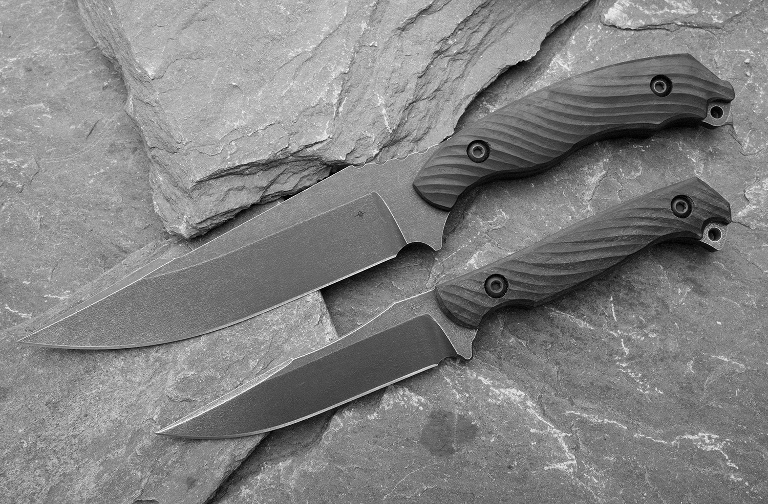 Toor Knives Raven Outlaw Fixed Blade Knife 5.5" CPM3V Black Oxide Harpoon, Ebony Wood Handles