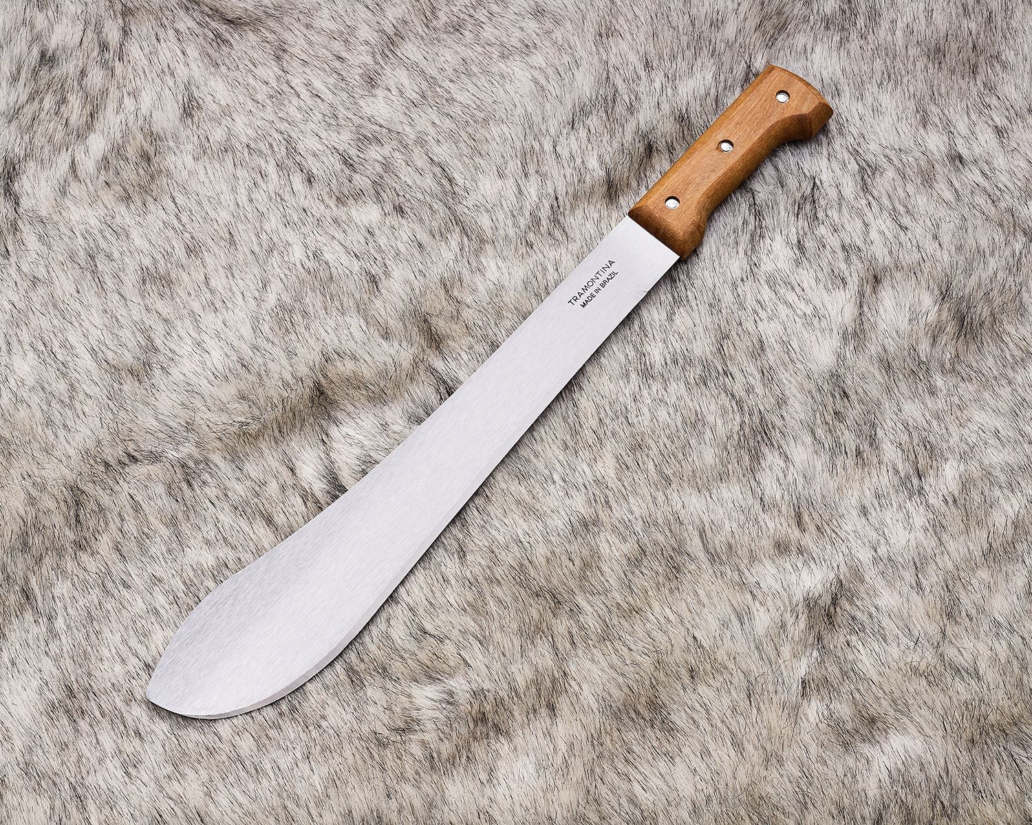 Tramontina Machete 14 Carbon Steel Satin Blade, Wooden Handle, No Sheath -  KnifeCenter - 26620/014