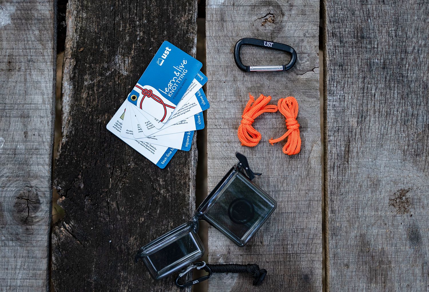 UST Learn & Live Survival Kit Knot Tying
