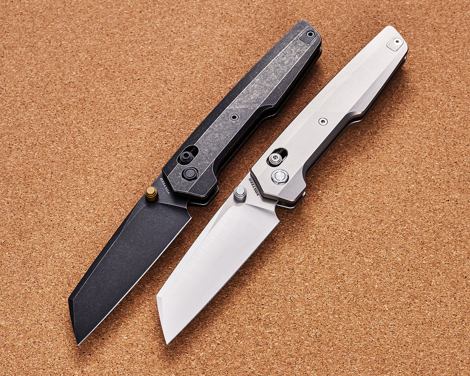 Vosteed Knives Yue Dachshund Crossbar Lock Front Flipper
