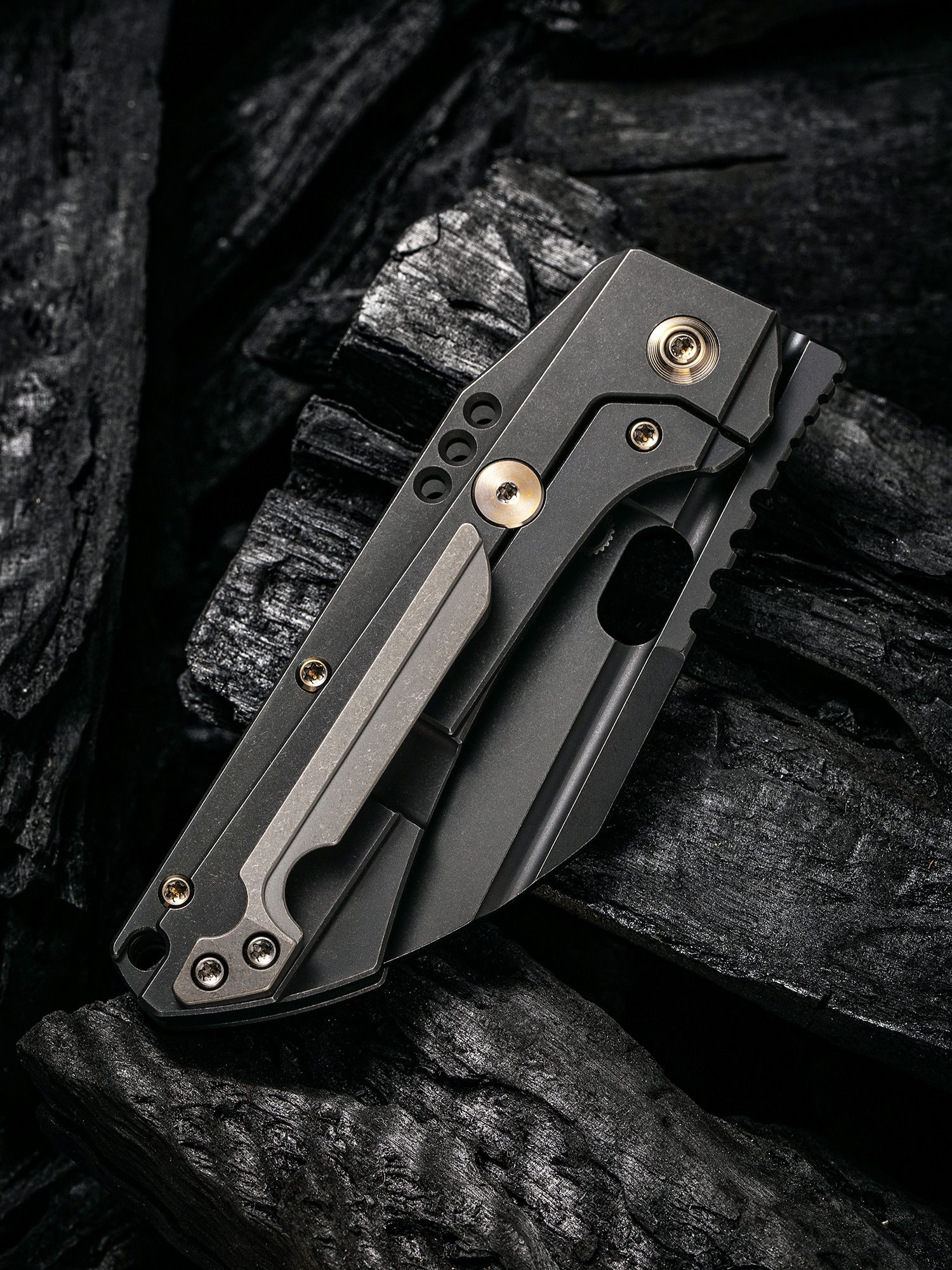 https://pics.knifecenter.com/knifecenter/weknife/images/WEK190722ntta.jpg