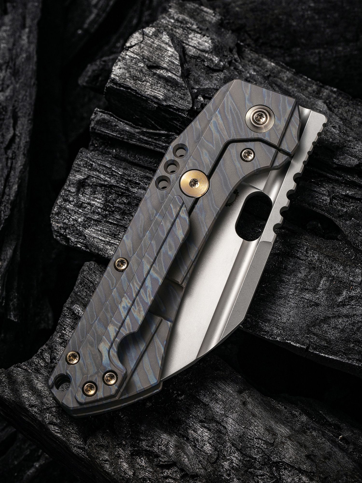 https://pics.knifecenter.com/knifecenter/weknife/images/WEK190723ntta.jpg