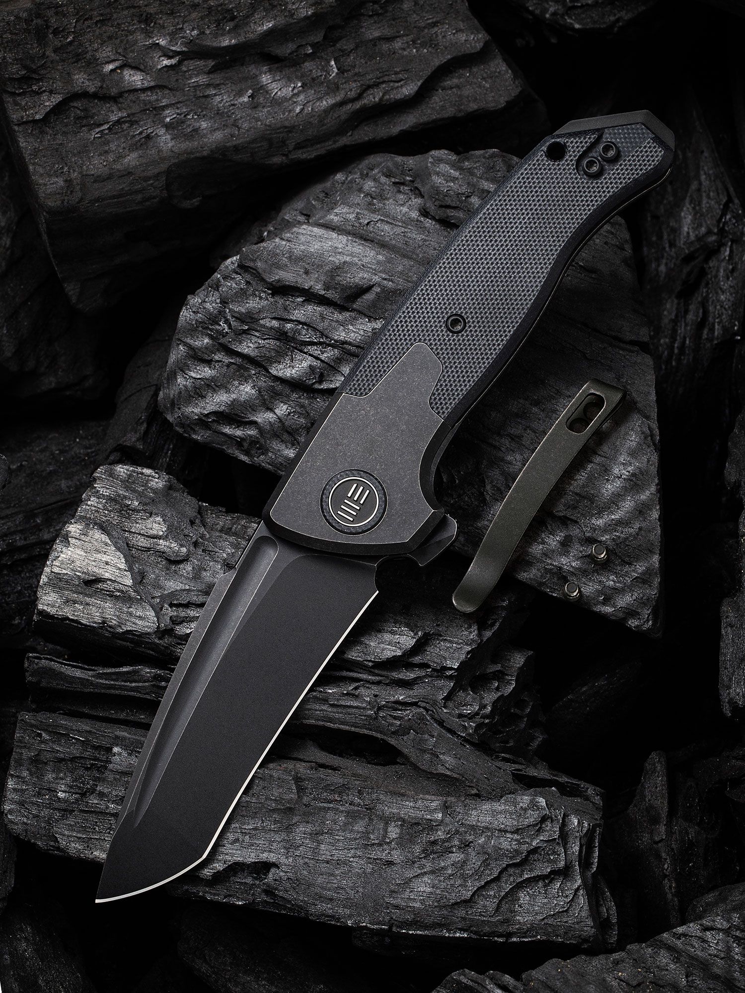 We Knife Company Snick Flipper Knife 3.47 CPM-20CV Black Stonewashed  Blade, Black Titanium Handles with Cuibourtia Wood Inlays - KnifeCenter -  WE19022F-3