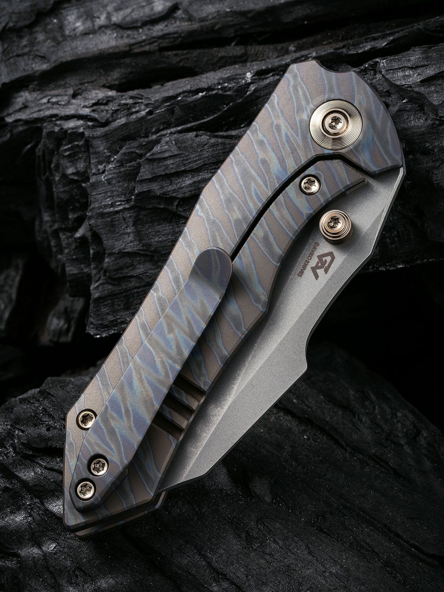 WE Knife High-Fin, WE22005-3, Blue Titanium, Grey CPM-20CV pocket knife