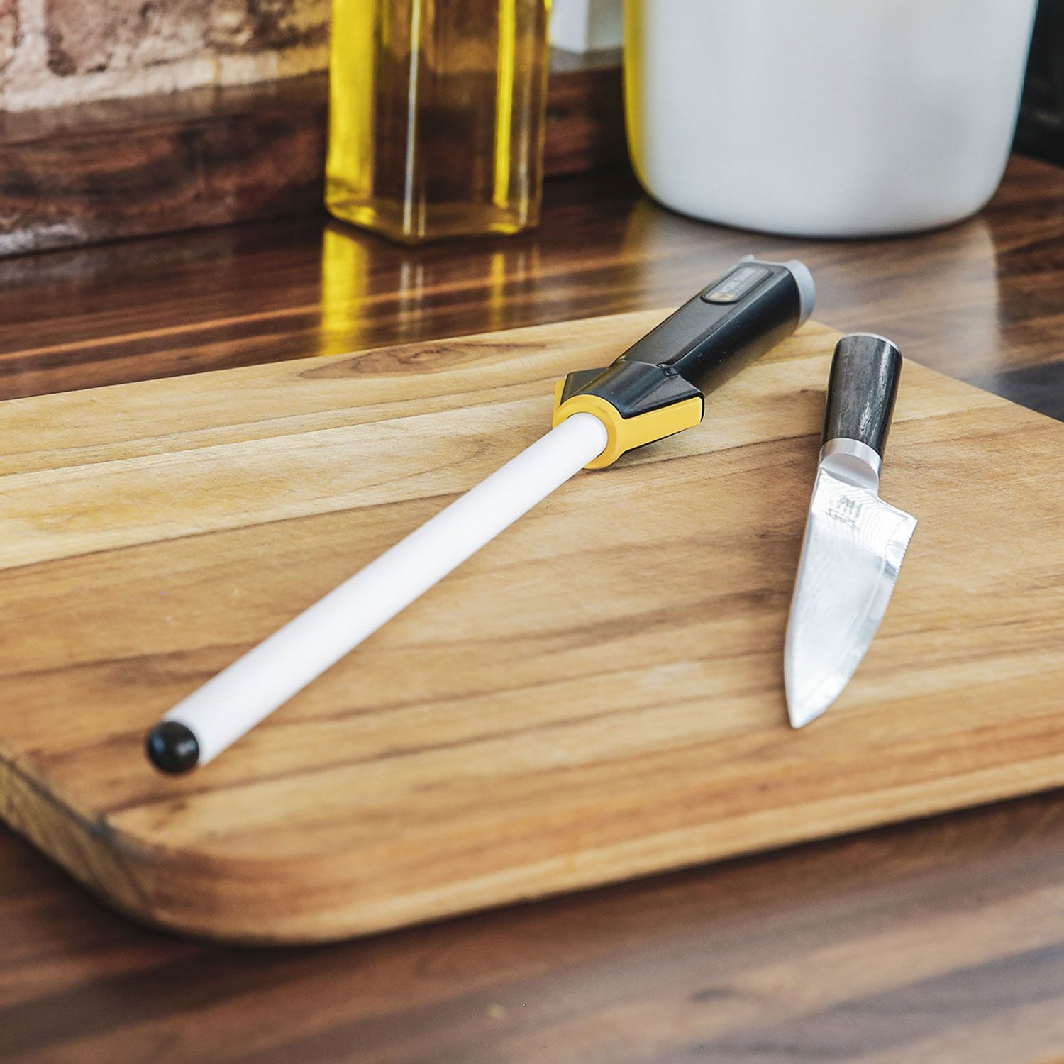Work Sharp Ceramic Kitchen Honing Rod - KnifeCenter - WSKTNCHR