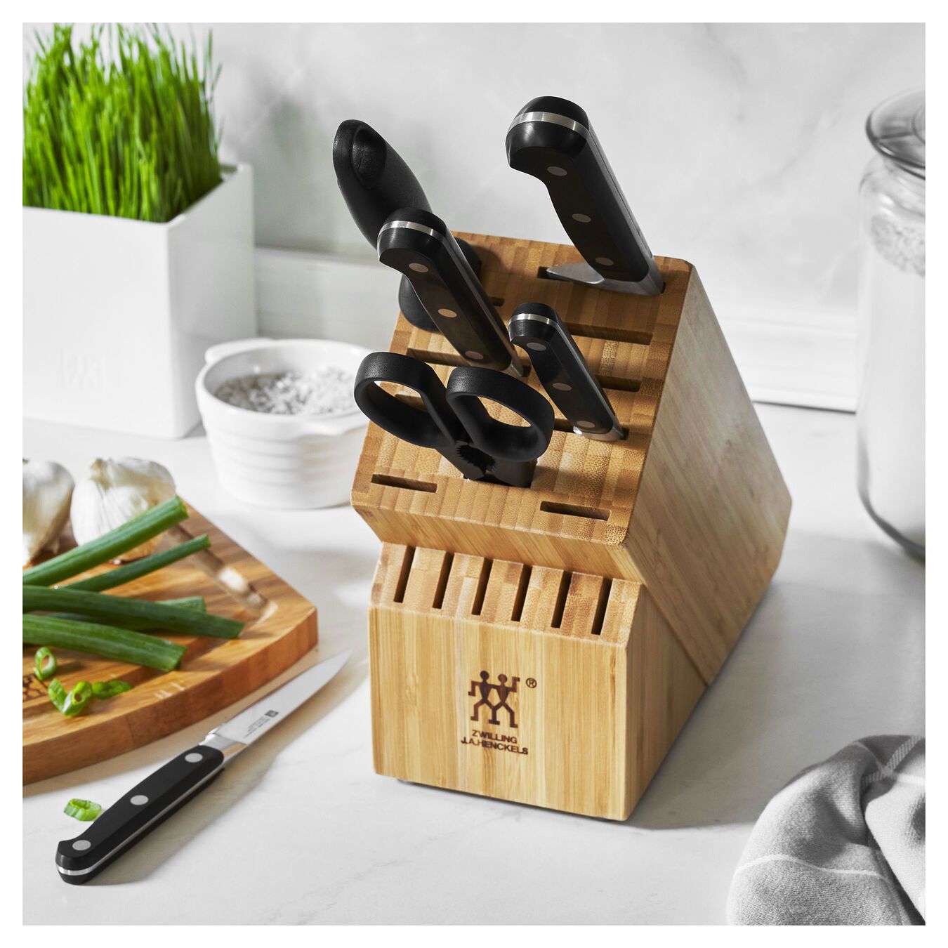 Zwilling J.A. Henckels TWIN Pro 'S' 9 Piece Kitchen Block Set - KnifeCenter  - 35650-000 - Discontinued