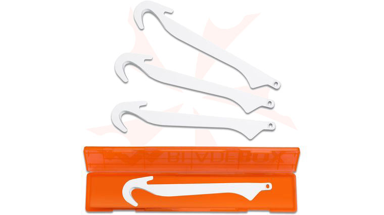 Outdoor Edge RazorSafe Series Replacement Guthook Blades 4-Pack
