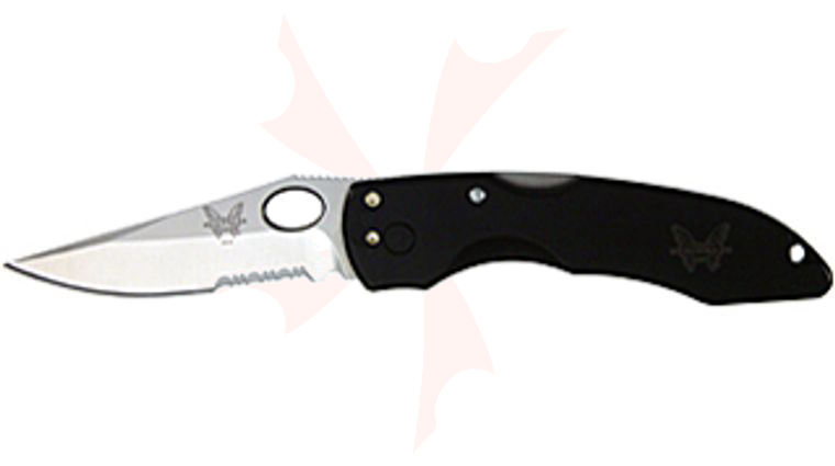 Benchmade Mini Pika Lockback Oval Thumb Hole Combo Edge 2.9