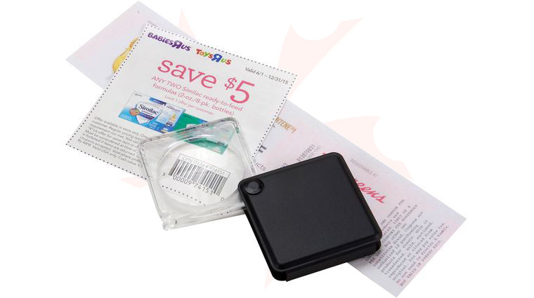 Carson Optical GN-33 MagniFlip Pocket Magnifier
