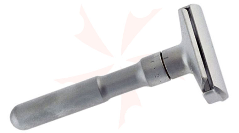 Merkur #70 Futur Adjustable Safety Razor, Brushed Chrome