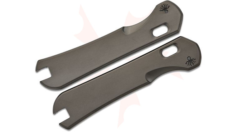 Piratech Knives Bead Blast Black DLC Titanium Scales