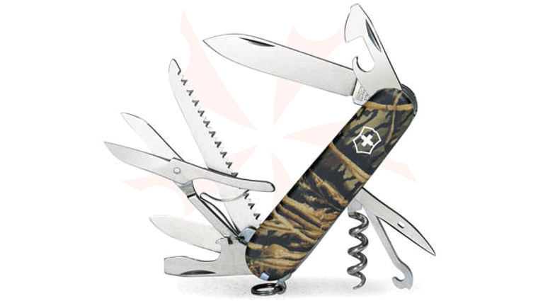 Victorinox Swiss Army Huntsman Camouflage Multi-Tool, 3-1/2
