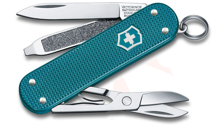 Victorinox Swiss Army Classic Colors Classic SD Alox Multi-Tool, Wild Jungle, 2.3 inch Closed