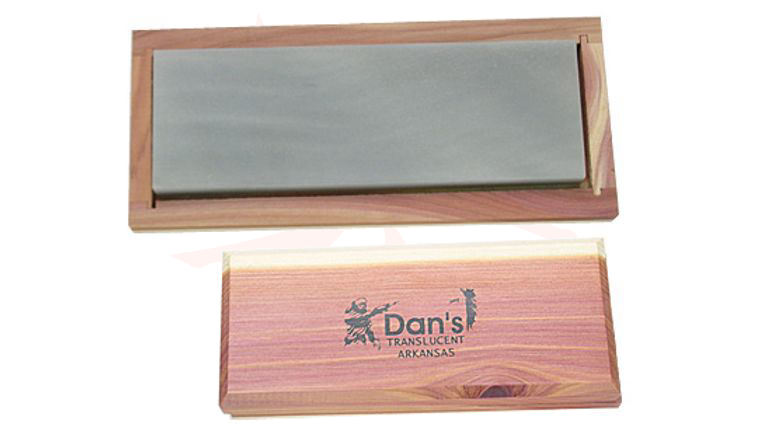 Dan's Whetstone Translucent Extra-Fine Bench Stone in Wooden Box (6 inch x 2 inch x 1/2 inch)