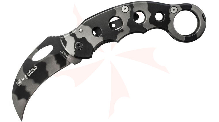 Smith & Wesson Extreme Ops Karambit Camo 3 inch Plain Blade