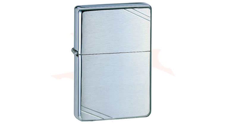 Zippo Lighter Brushed Chrome, Vintage, Slashes - KnifeCenter - 230